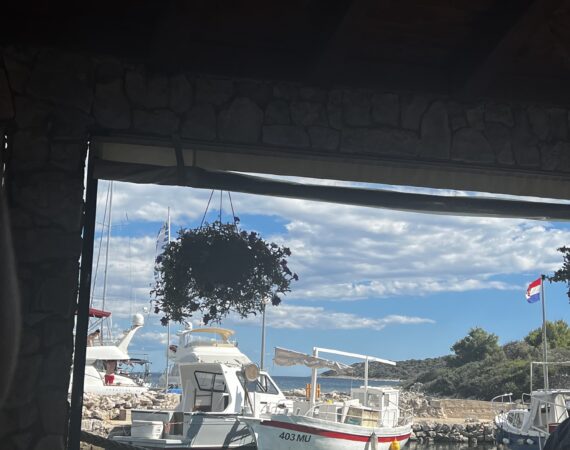 pogled konoba žmara