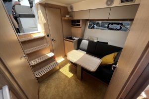 Interior cabin of Bavaria SR36