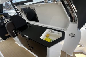 Kitchen and saloon inside Bavaria SR36