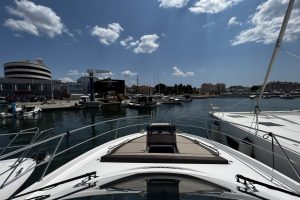 Sunbathing area at the bow of Bavaria SR36