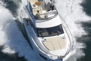 Bavaria Virtess 420 Fly luxury yacht charter Croatia Adriatic