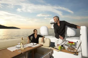 Bavaria Virtess 420 Fly sunset charter experience