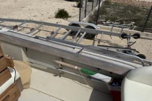 Boston Whaler 25 Outrage with Suzuki 250 HP engine